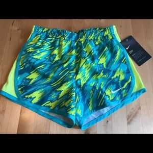 NEW NIKE GIRLS Size 6X DRI-FIT SHORTS teal/ yellow